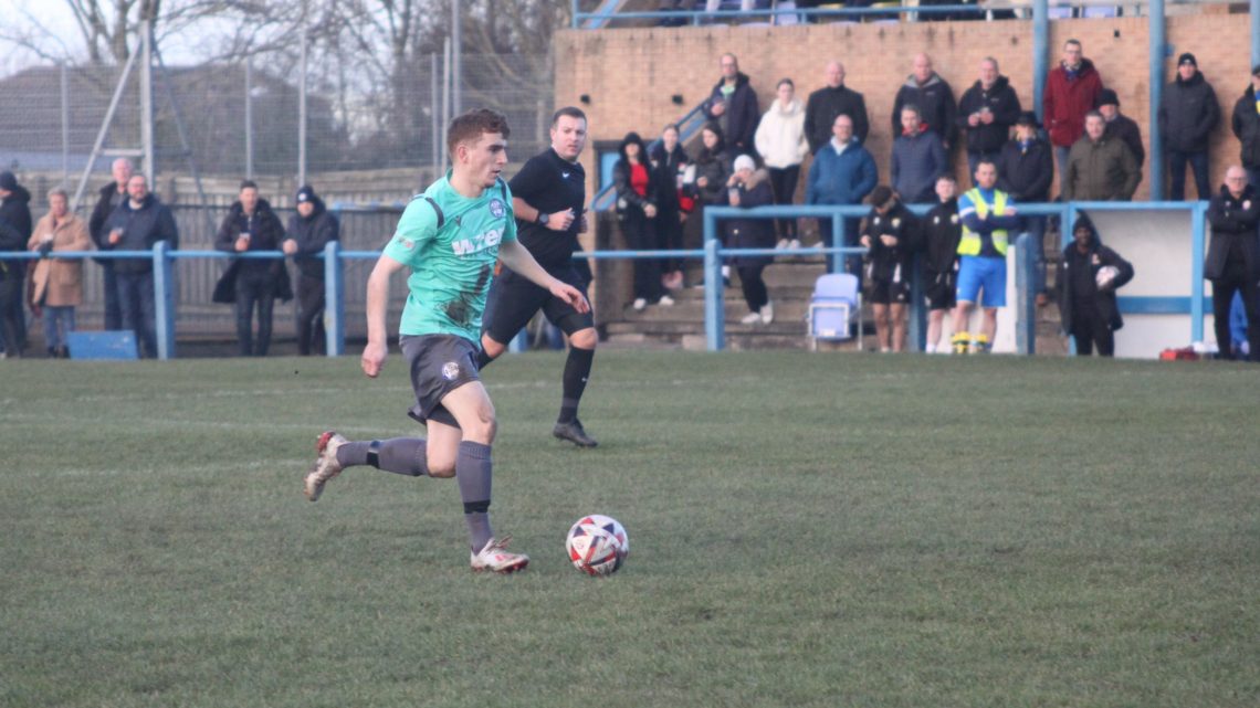 Swans narrowly lose out to resilient Garforth Town