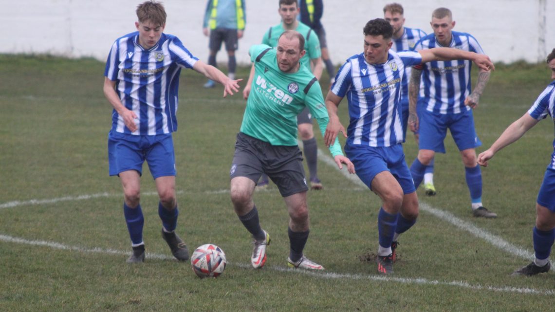 Swans in draw with Frickley Athletic