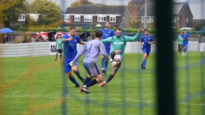 Spirited Swans lose out to Garforth Town