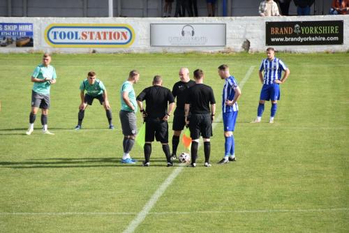 001 - v Frickley