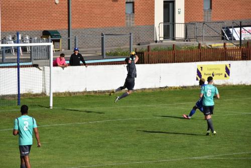 061 - v Frickley